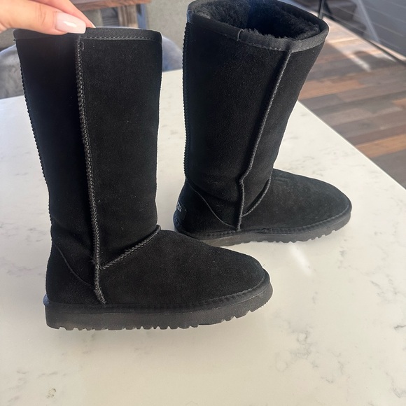 Women’s Ugg Boot Tall 6 - Picture 4 of 6